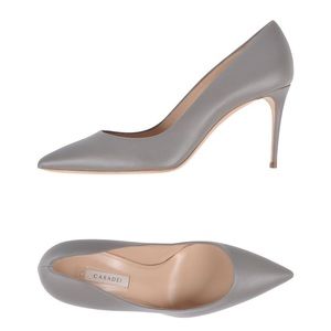 Casadei mid-heel pump size 40 NEW!!!
